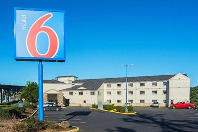 Inn at Yaquina Bay