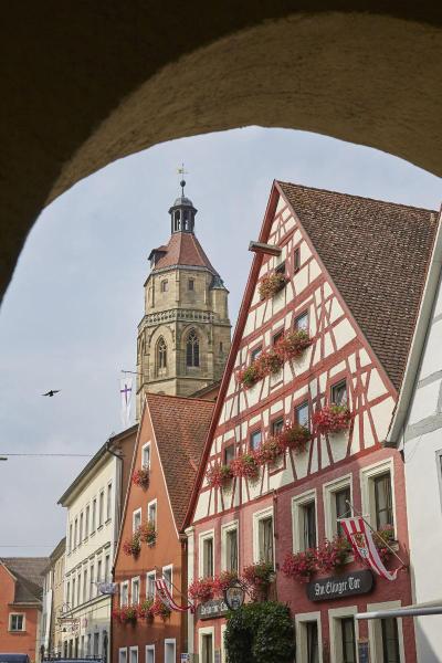 Am Ellinger Tor