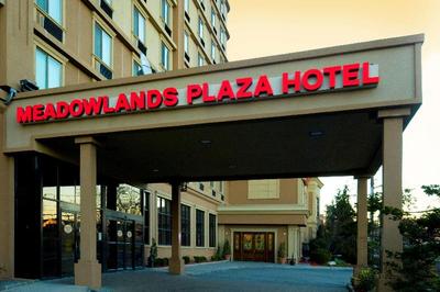 Meadowlands Plaza