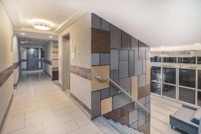La Quinta Inn &Suites by Wyndham Brooklyn Downtown