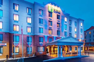 Country Inn & Suites by Radisson Staten Island