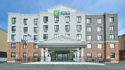 Country Inn & Suites by Radisson Staten Island