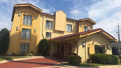 Ambassador Inn & Suites