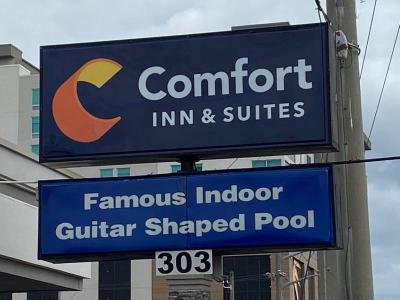 Comfort Inn & Suites Nashville Stadium