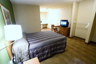 HomeTowne Studios Nashville - Airport/ Briley Pkwy