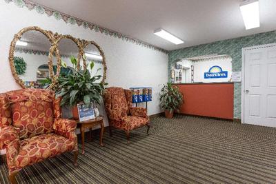 Days Inn by Wyndham Dickson