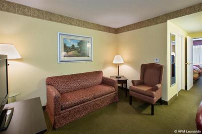 Comfort Inn & Suites Hampton near Coliseum