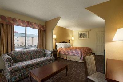 Days Inn by Wyndham Airport Nashville East