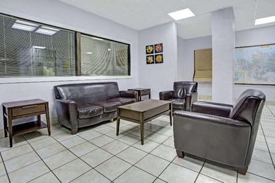 Days Inn by Wyndham Norfolk Military Circle