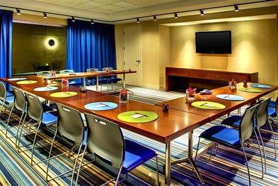 Aloft Leawood-Overland Park