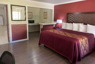 Mission Inn And Suites
