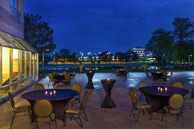 Sheraton Suites Chicago Elk Grove