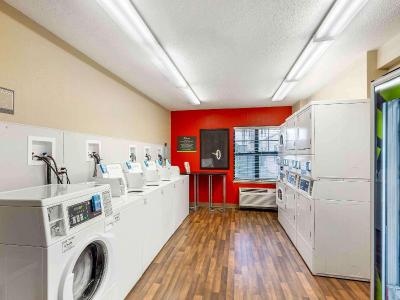 Extended Stay America - Chicago - Naperville - Wes