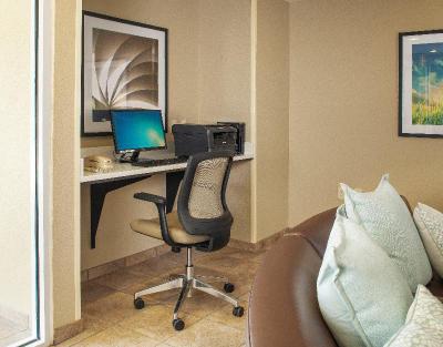 Candlewood Suites Bellevue
