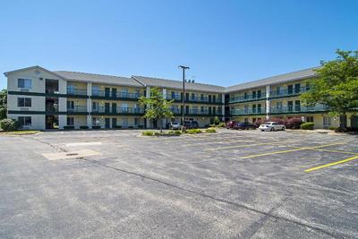 Crossland Economy Studios - Chicago - Waukegan
