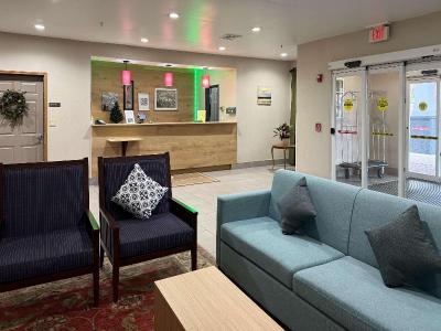 Country Inn & Suites Elgin