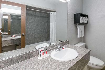 Ramada by Wyndham Oklahoma City Airport North
