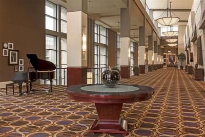 Sheraton Overland Park Hotel at the Convention Cen