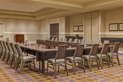 Sheraton Overland Park Hotel at the Convention Cen