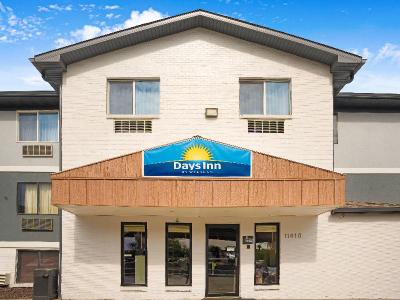 Super 8 by Wyndham Omaha/West Dodge