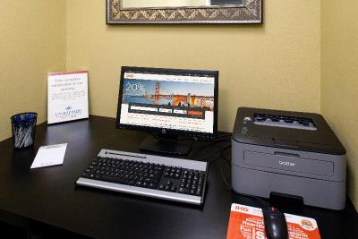 Candlewood Suites Olathe