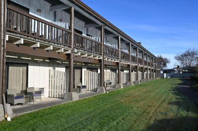 Edgewater Inn and Suites,Coos Bay