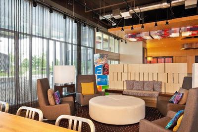 Aloft Bolingbrook
