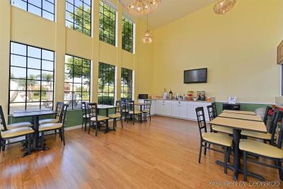 Americas Best Value Inn & Suites Ontario
