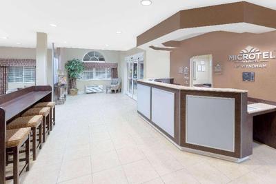 Microtel Inn & Suites By Wyndham Ozark