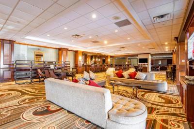 Wyndham Omaha/West Dodge