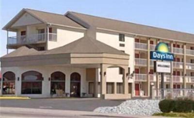 Days Inn by Wyndham Apple Valley Sevierville