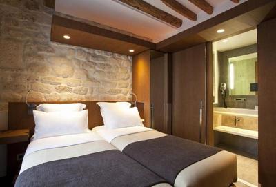 Select Rive Gauche