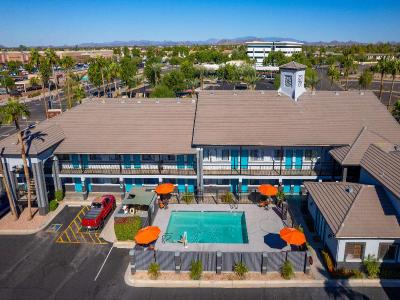Hotel Serene Glendale Peoria Surestay Collection