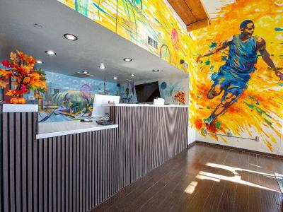Hotel Serene Glendale Peoria Surestay Collection