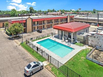 Americas Best Value Inn Paris