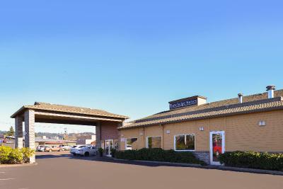Travelodge Suites by Wyndham Newberg