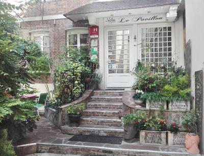Le Pavillon