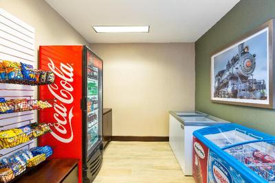 Holiday Inn Express Palestine