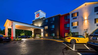 Best Western Plus Portland Airport Hotel & Suites
