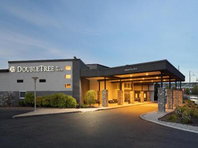 DoubleTree by Hilton Providence Airport Warwick
