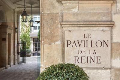 Le Pavillon de la Reine