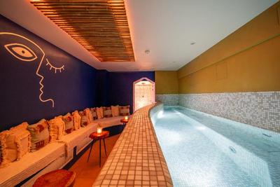 La Finca Hotel