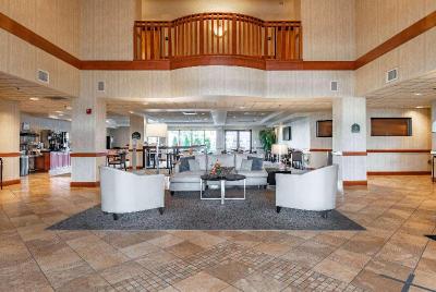 Wingate By Wyndham Vienna Parkersburg