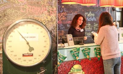 Vintage Hostel & Budget Hotel
