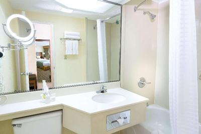 Best Western Plus Como Park