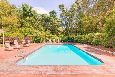 Knights Inn Seekonk