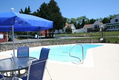 Blue Spruce Motel and Townhouses