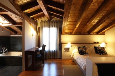 Hôtel Iribarnia, The Originals Relais