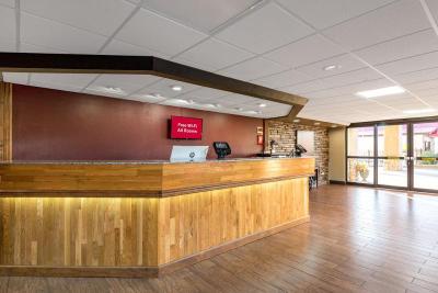 Red Roof Inn & Suites Pigeon Forge - Parkway