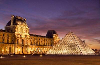 Louvre Sainte Anne Opera